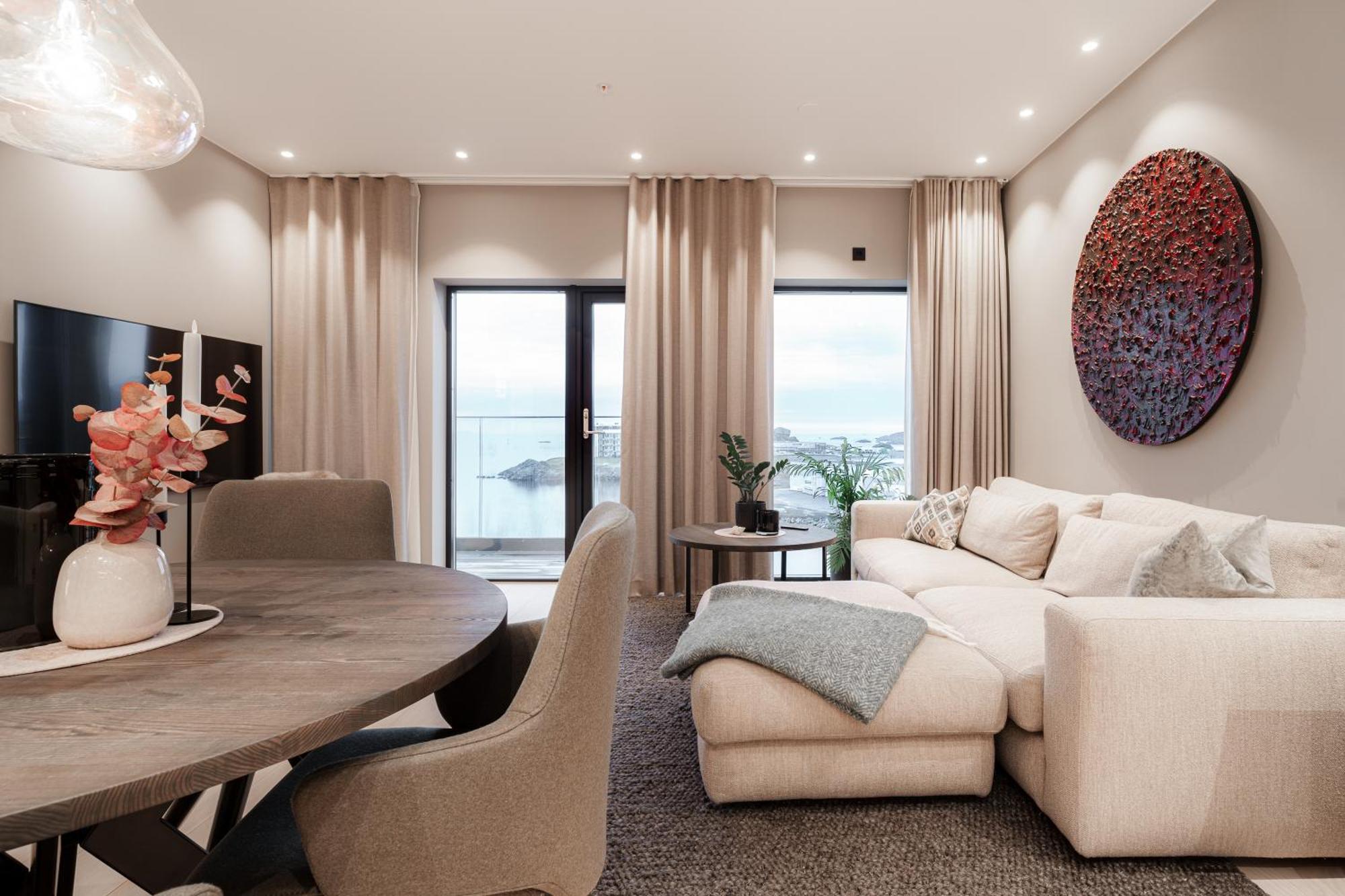 Luxury Penthouse Apt With Amazing Views Сволвер Екстериор снимка